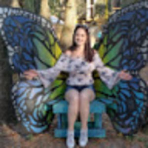 Meet your Posher, Jenah